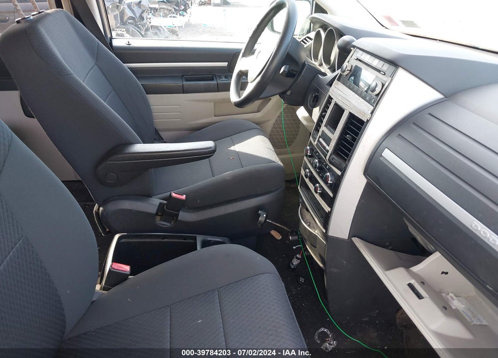 2010 DODGE GRAND CARAVAN SE VIN: 2D4RN4DE1AR144995