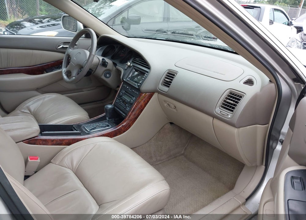 1999 ACURA TL 3.2 VIN: 19UUA5651XA009388