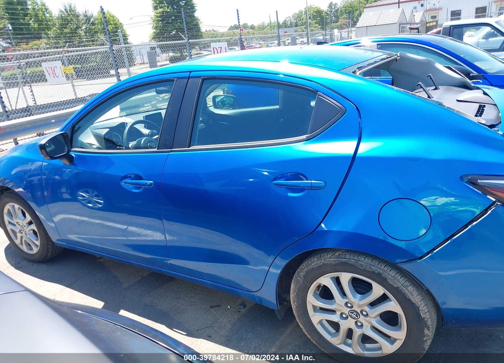 2017 TOYOTA YARIS IA VIN: 3MYDLBYV1HY180161