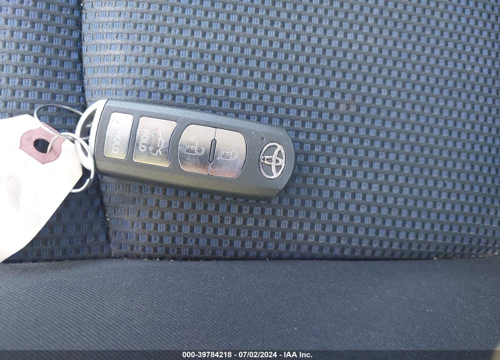 2017 TOYOTA YARIS IA VIN: 3MYDLBYV1HY180161