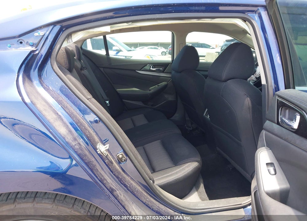 2017 NISSAN MAXIMA 3.5 S VIN: 1N4AA6AP5HC453823