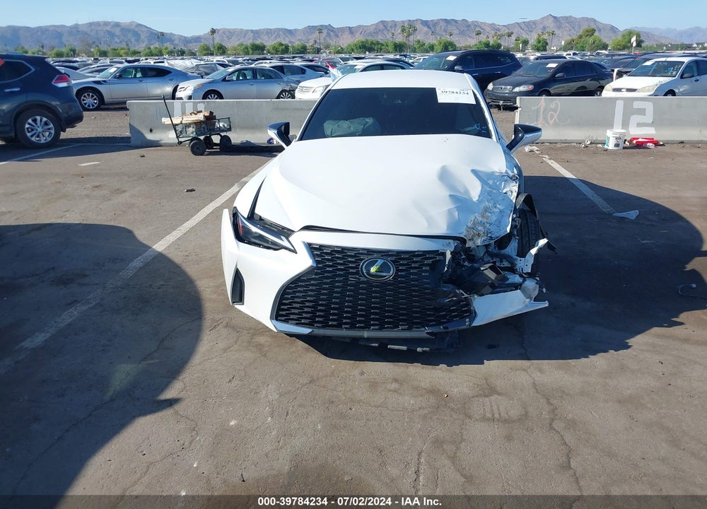 2021 LEXUS IS 300 VIN: JTHAA1D21M5116611