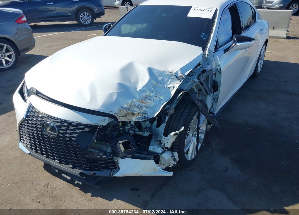 2021 LEXUS IS 300 VIN: JTHAA1D21M5116611