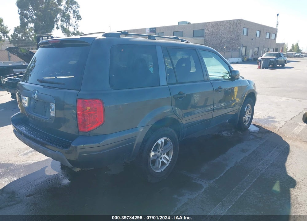 2004 HONDA PILOT EX VIN: 2HKYF18414H570600