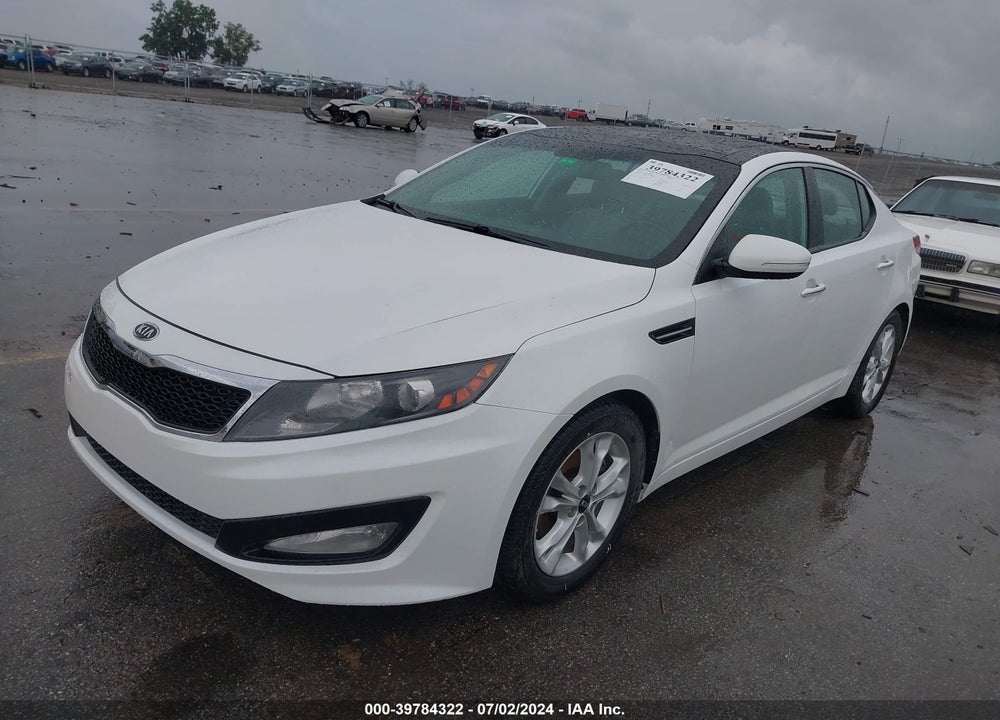 2011 KIA OPTIMA EX VIN: KNAGN4A74B5084040