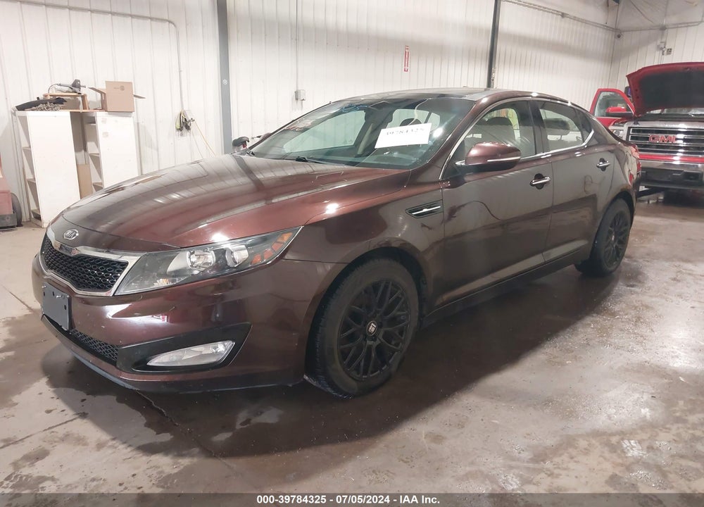2011 KIA OPTIMA EX VIN: KNAGN4A76B5118124