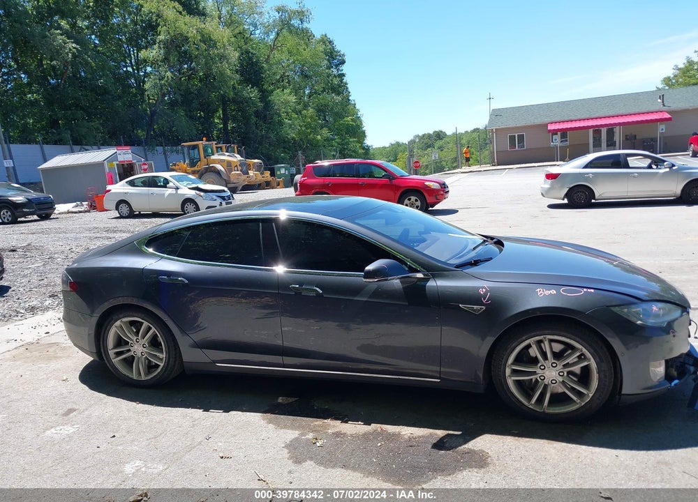 2015 TESLA MODEL S 70D/85D/P85D VIN: 5YJSA1E27FF113010