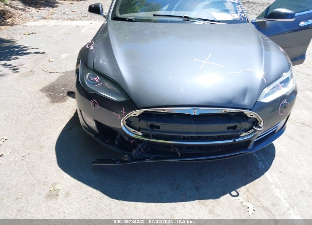 2015 TESLA MODEL S 70D/85D/P85D VIN: 5YJSA1E27FF113010