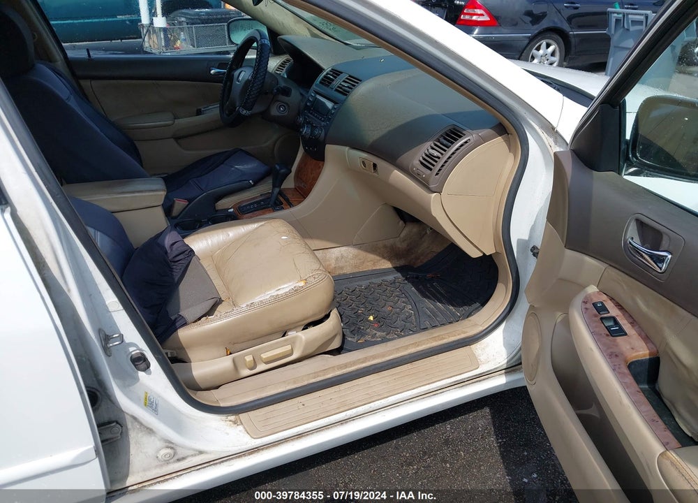 2003 HONDA ACCORD 3.0 EX VIN: 1HGCM66563A062803