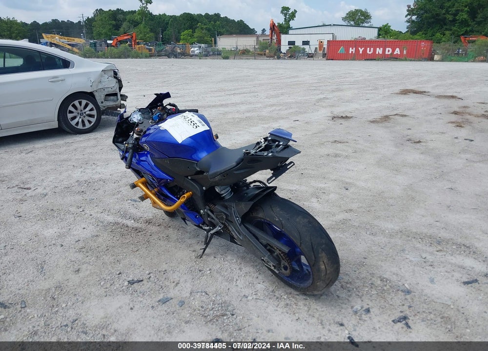 2018 YAMAHA YZFR6 VIN: JYARJ28E5JA002432