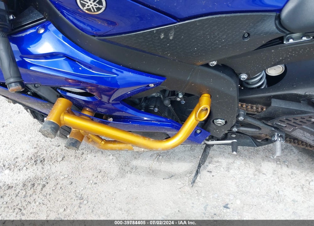 2018 YAMAHA YZFR6 VIN: JYARJ28E5JA002432