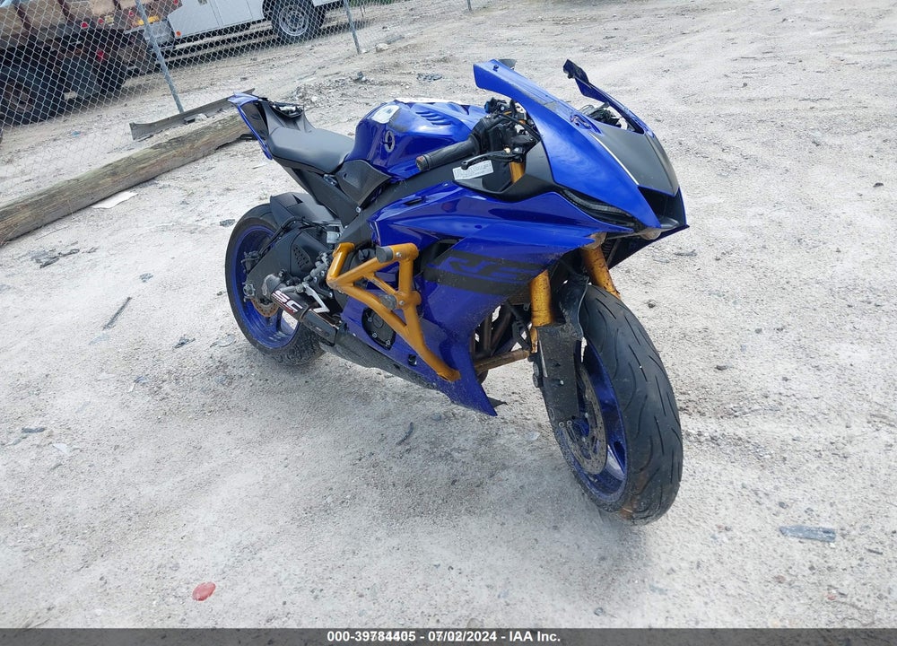 2018 YAMAHA YZFR6 VIN: JYARJ28E5JA002432