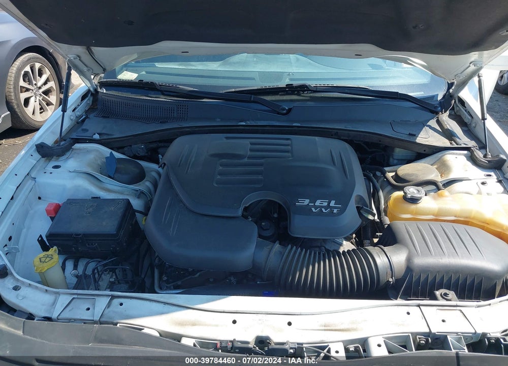 2013 CHRYSLER 300 MOTOWN VIN: 2C3CCAAG8DH588905