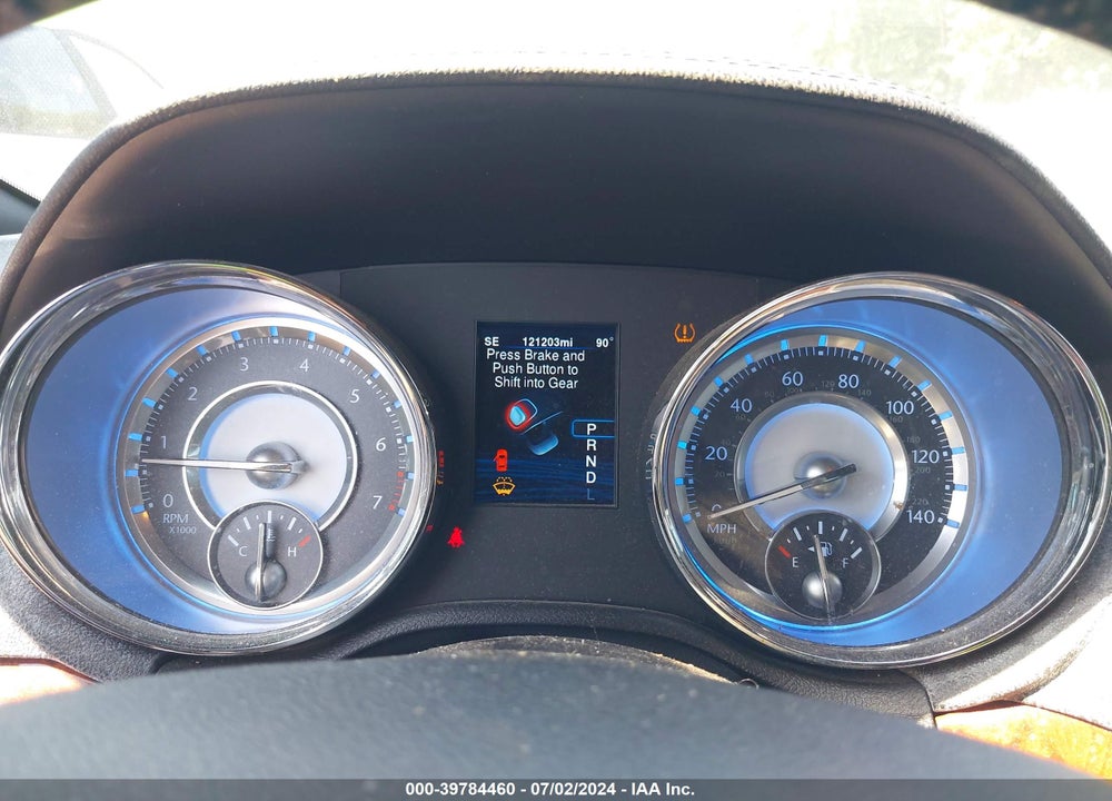 2013 CHRYSLER 300 MOTOWN VIN: 2C3CCAAG8DH588905