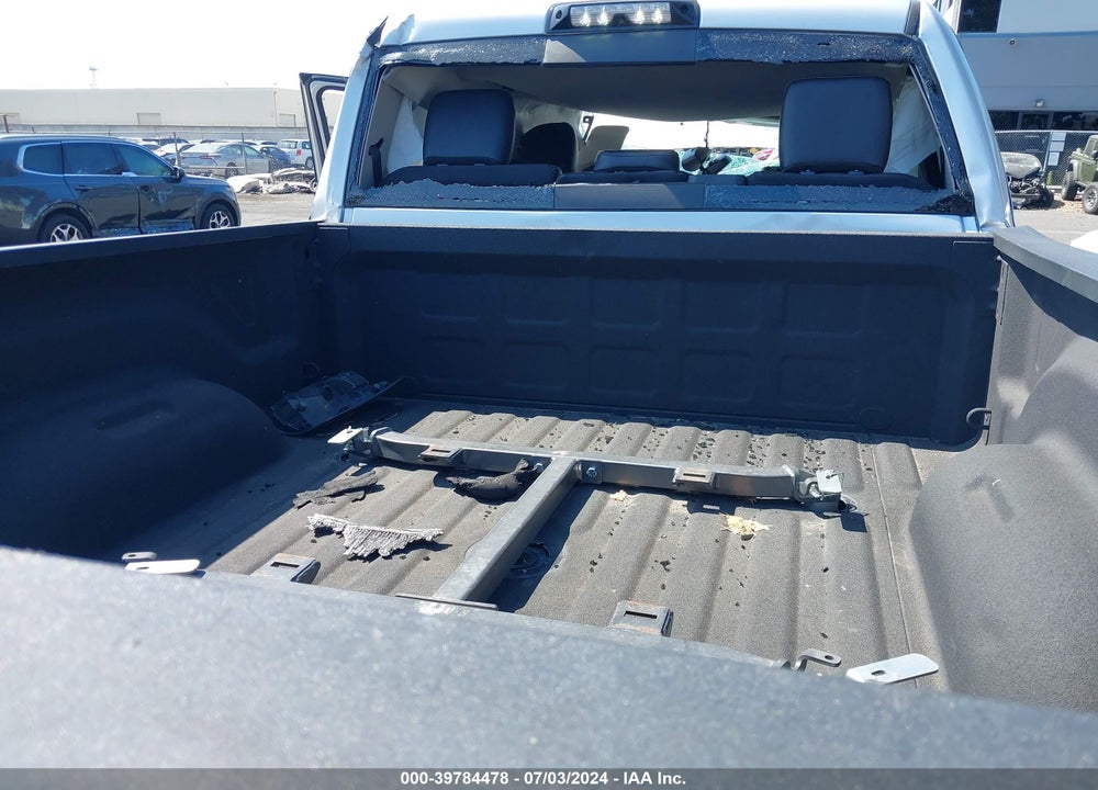 2018 RAM 2500 LAIE  4X4 6'4 BOX VIN: 3C6UR5FL5JG405877