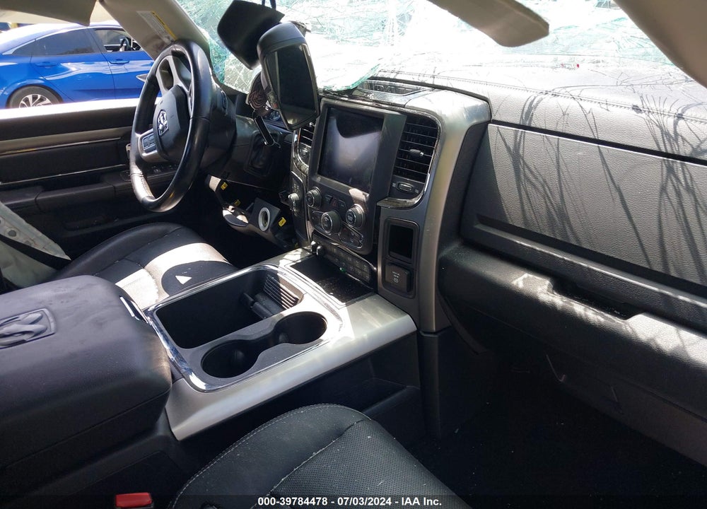 2018 RAM 2500 LAIE  4X4 6'4 BOX VIN: 3C6UR5FL5JG405877