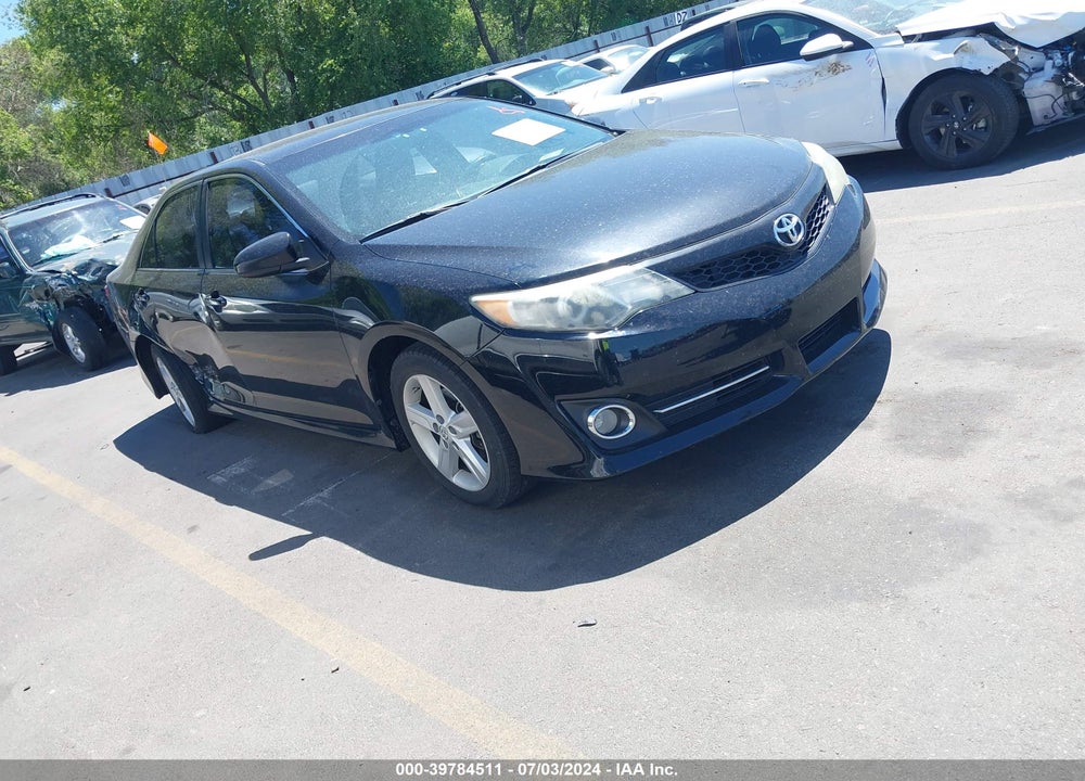 2014 TOYOTA CAMRY SE VIN: 4T1BF1FK4EU414531