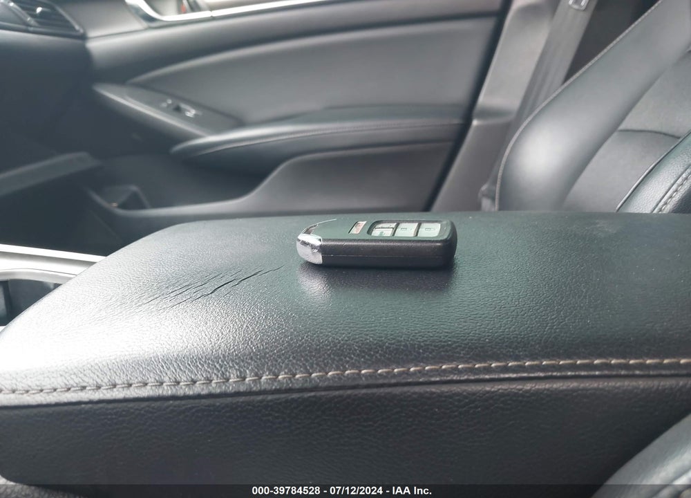 2018 HONDA ACCORD SPORT 2.0T VIN: 1HGCV2F37JA021498