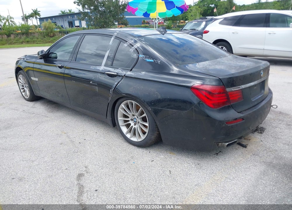2013 BMW 750LI VIN: WBAYE8C53DD133471