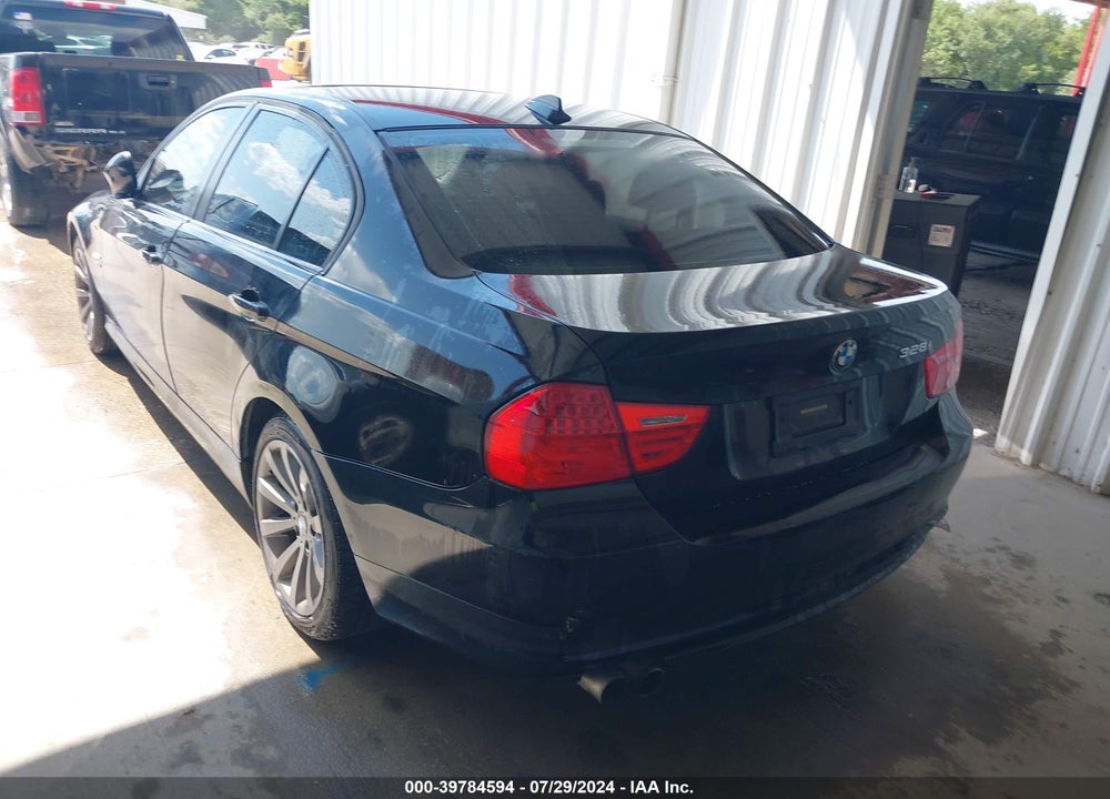 2011 BMW 328I XDRIVE VIN: WBAPK5G59BNN25360