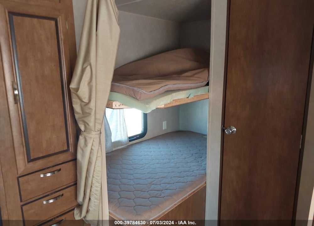 2016 SALEM TRA/REM VIN: 4X4TSMC27GA316067