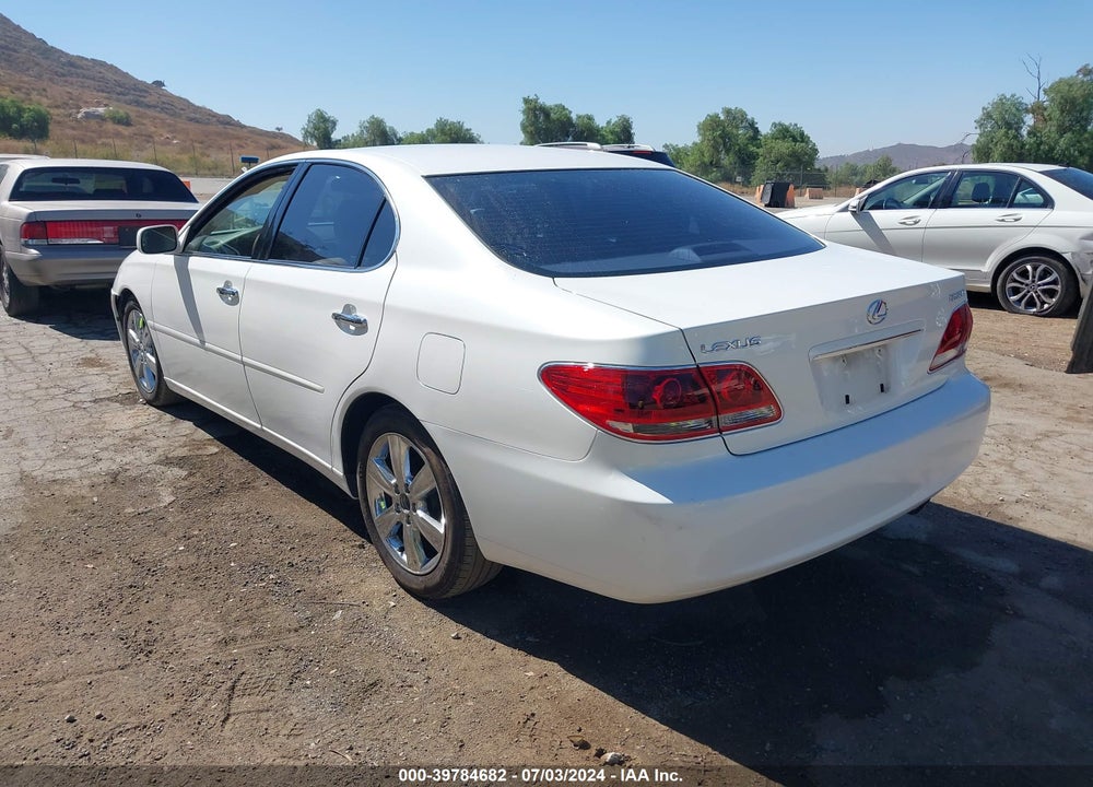 2005 LEXUS ES 330 VIN: JTHBA30G255130813