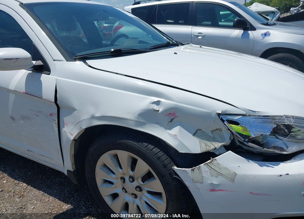 2012 CHRYSLER 200 LX VIN: 1C3CCBAB2CN105117