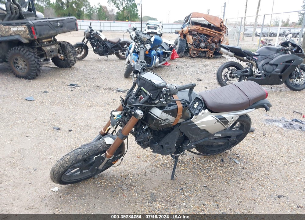 2021 AMERICAN CUSTOM VIN: LXAPRZP58MX000252
