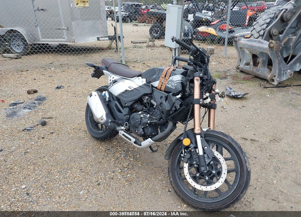 2021 AMERICAN CUSTOM VIN: LXAPRZP58MX000252