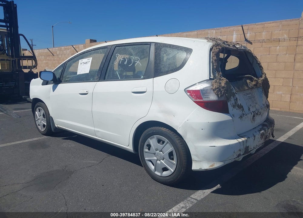 2013 HONDA FIT VIN: JHMGE8H33DC018816