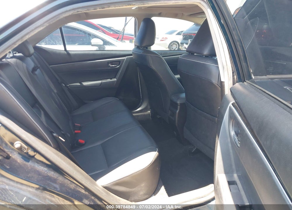 2019 TOYOTA COROLLA XLE VIN: 5YFBURHE7KP932061