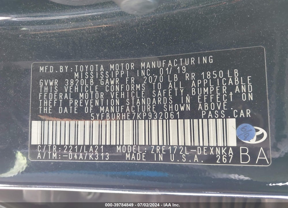 2019 TOYOTA COROLLA XLE VIN: 5YFBURHE7KP932061