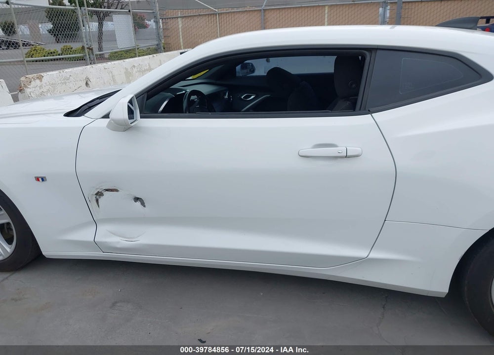 2017 CHEVROLET CAMARO 1LT VIN: 1G1FB1RX7H0196744