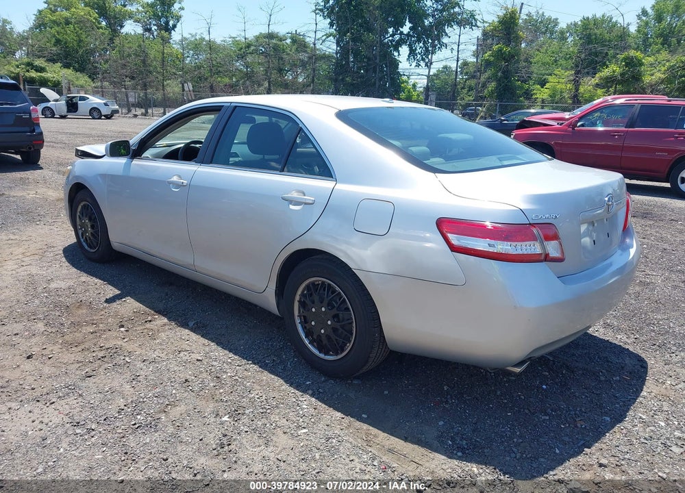 2011 TOYOTA CAMRY LE V6 VIN: 4T1BK3EK2BU117696