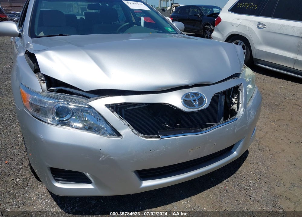 2011 TOYOTA CAMRY LE V6 VIN: 4T1BK3EK2BU117696