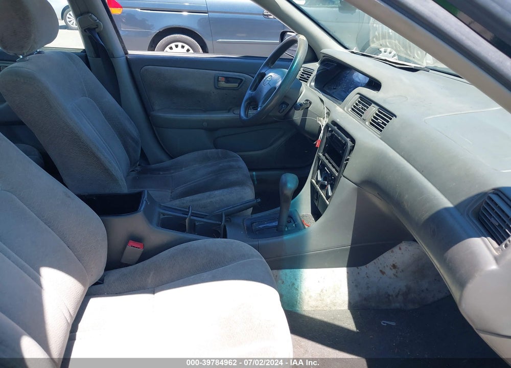 1997 TOYOTA CAMRY LE V6 VIN: 4T1BF22K1VU922001