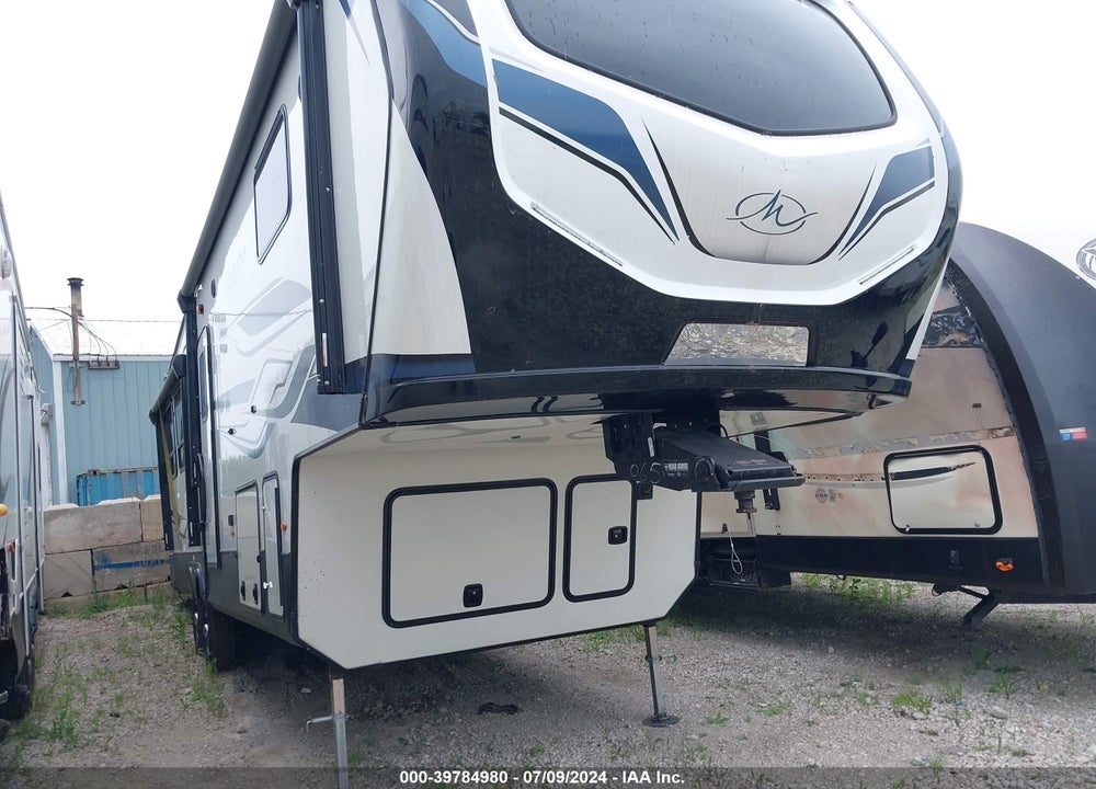 2022 MONTANA 5TH WHEEL VIN: 4YDFHMP24NA743065
