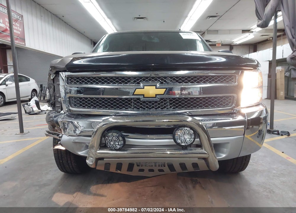 2013 CHEVROLET SILVERADO 1500 LT VIN: 1GCRCSE06DZ248032