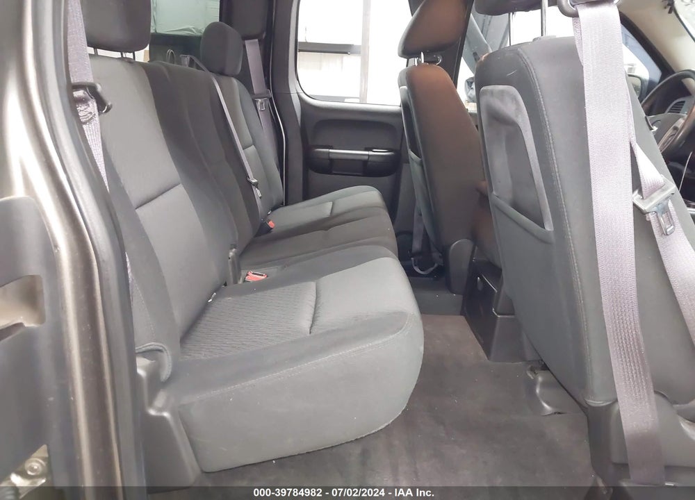 2013 CHEVROLET SILVERADO 1500 LT VIN: 1GCRCSE06DZ248032