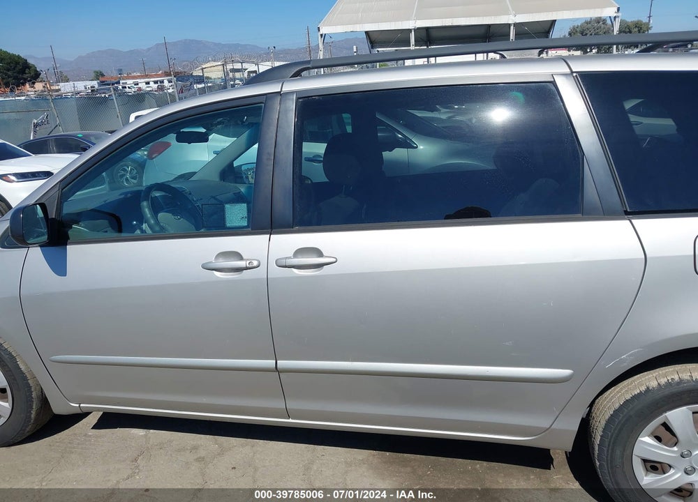 2009 TOYOTA SIENNA LE VIN: 5TDZK23C99S284547