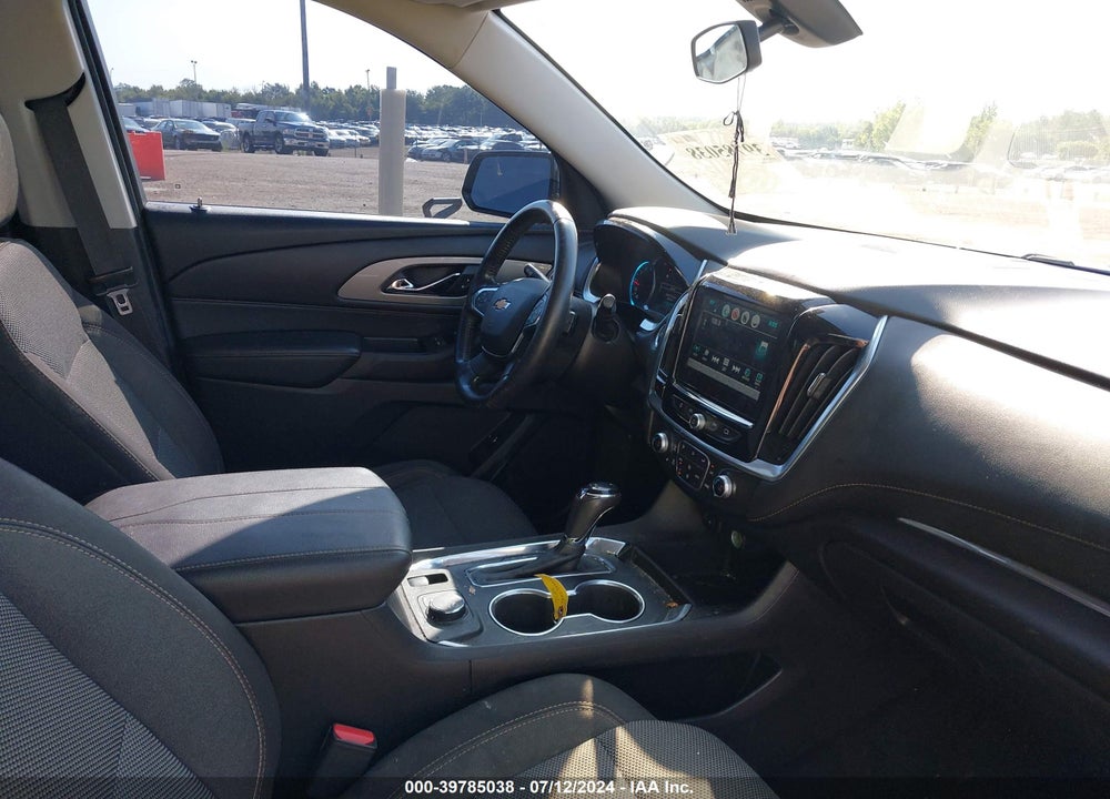 2018 CHEVROLET TRAVERSE 1LT VIN: 1GNERGKW2JJ124120