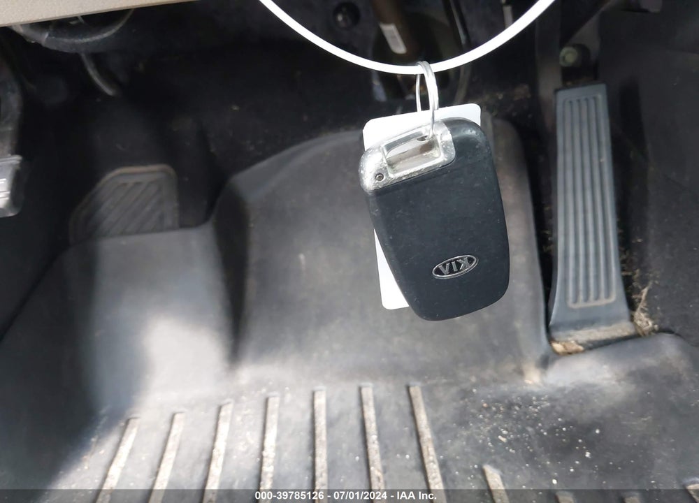 2013 KIA OPTIMA EX VIN: 5XXGN4A76DG113104