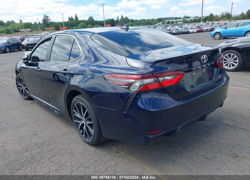 2021 TOYOTA CAMRY SE VIN: 4T1G11AKXMU545778