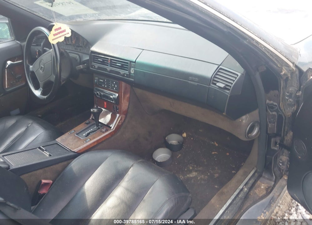 1992 MERCEDES-BENZ 500 SL VIN: WDBFA66E4NF058161
