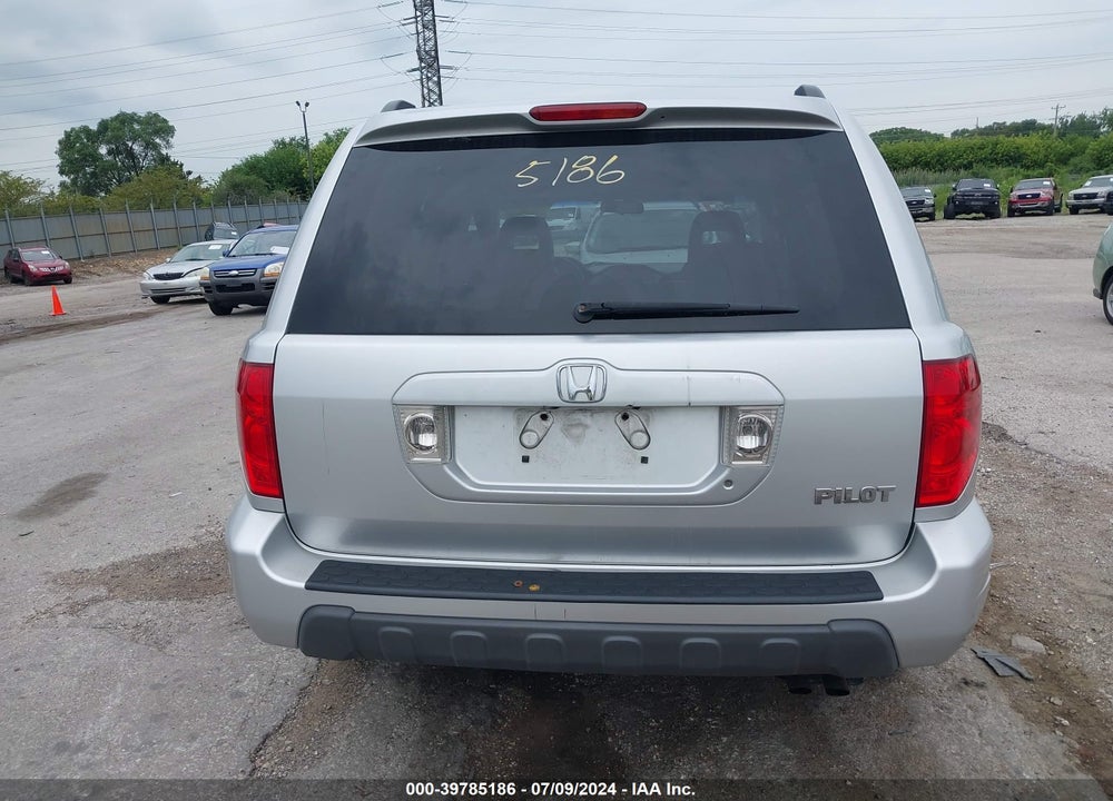 2005 HONDA PILOT EX-L VIN: 5FNYF18535B049449