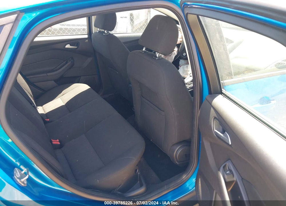 2015 FORD FOCUS VIN: 1FADP3F24FL373613