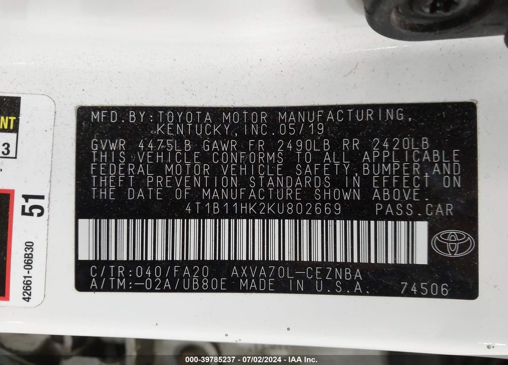 2019 TOYOTA CAMRY LE VIN: 4T1B11HK2KU802669