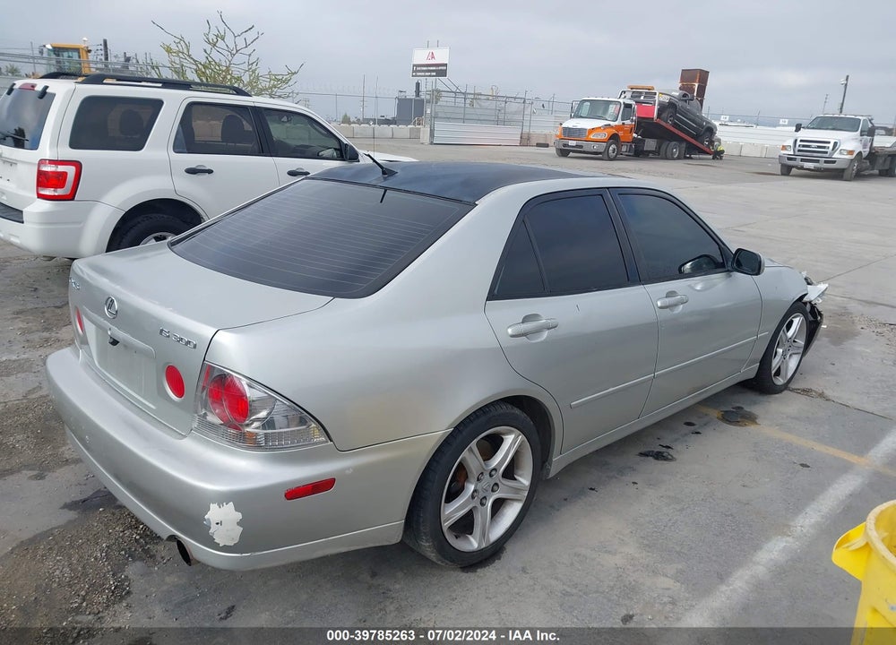2001 LEXUS IS 300 VIN: JTHBD182810019484