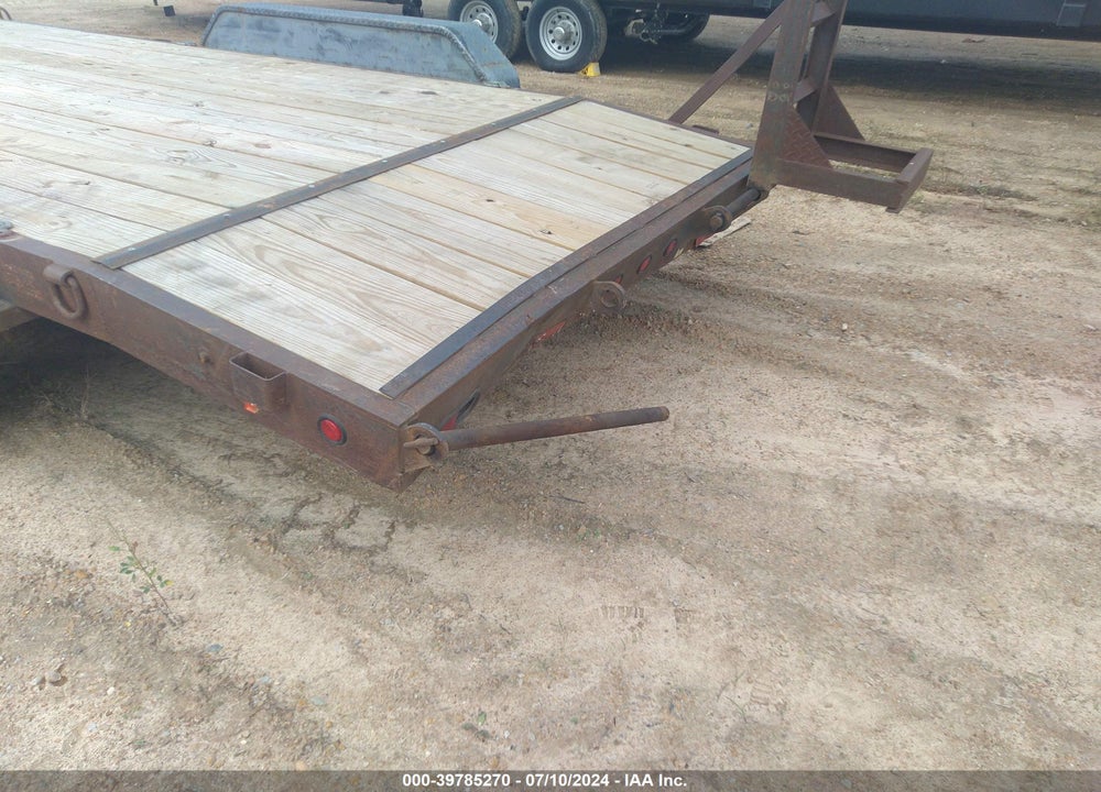1998 TRAILER FLATBED VIN: 4WFCF1820W1002520