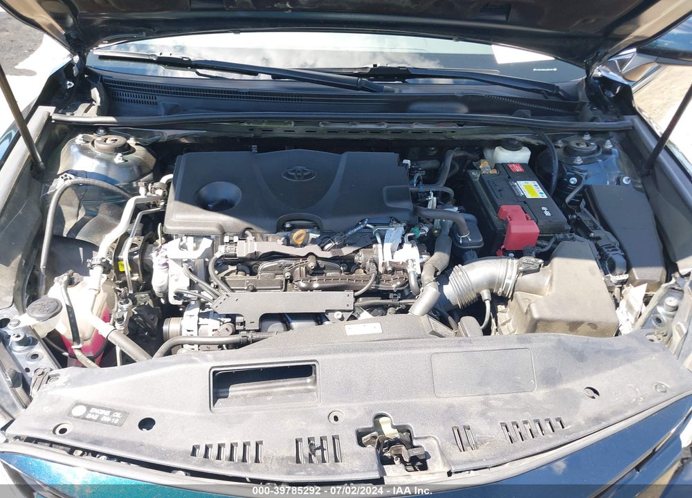 2018 TOYOTA CAMRY LE VIN: 4T1B11HK0JU564481